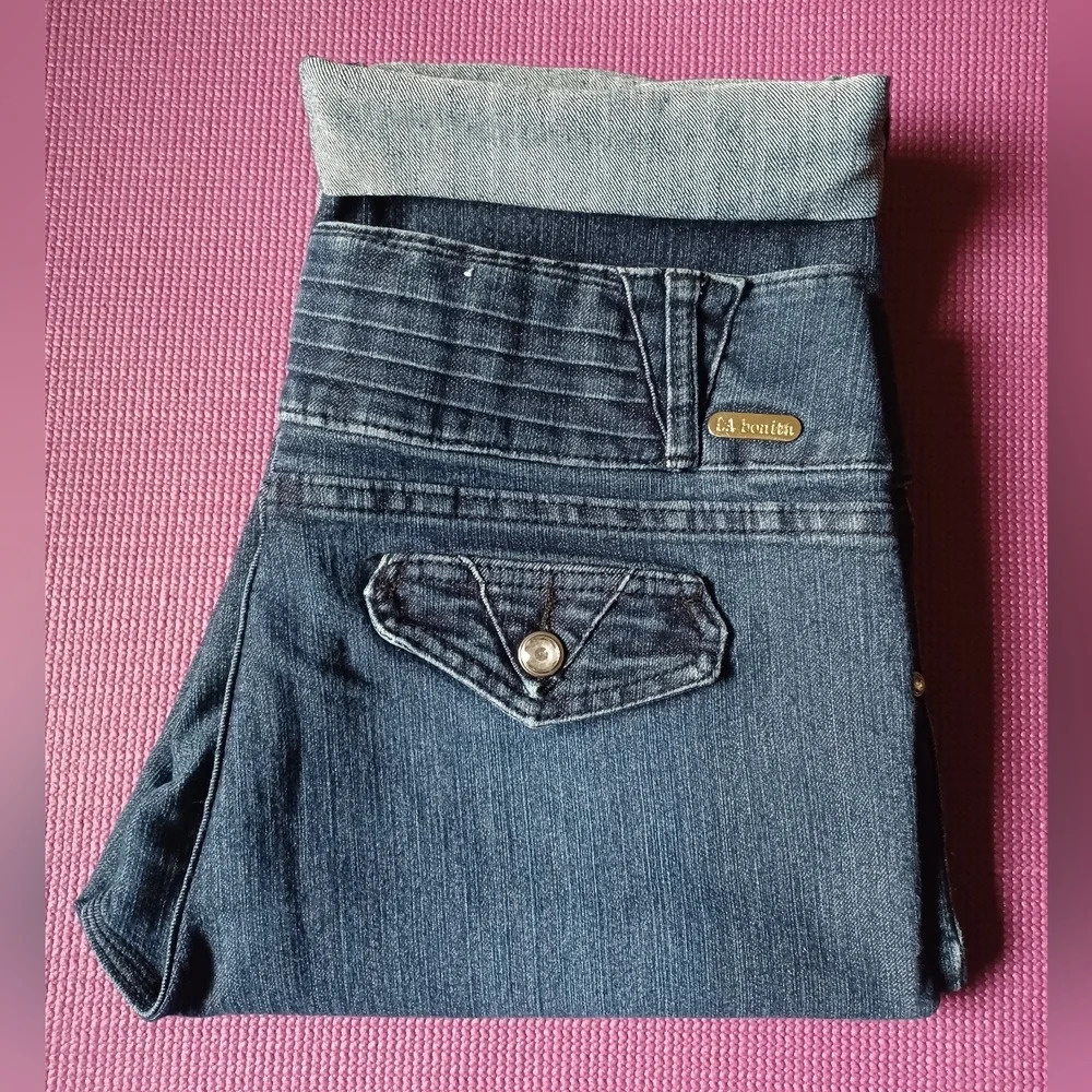 A La Bonita Capri Jeans